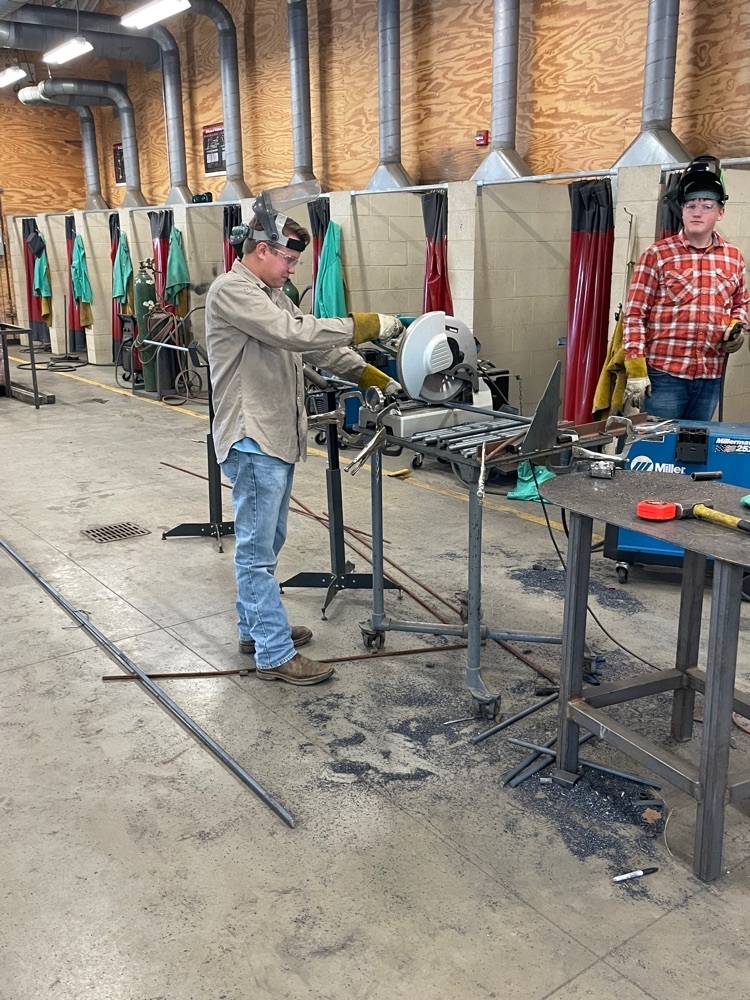 AG Students working on U Bolts