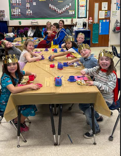 Mrs Lisa Brown’s Kindergarten class enjoyed their tea party. They even had a Prince & Princesses join the tea party & then they played games with the class. 